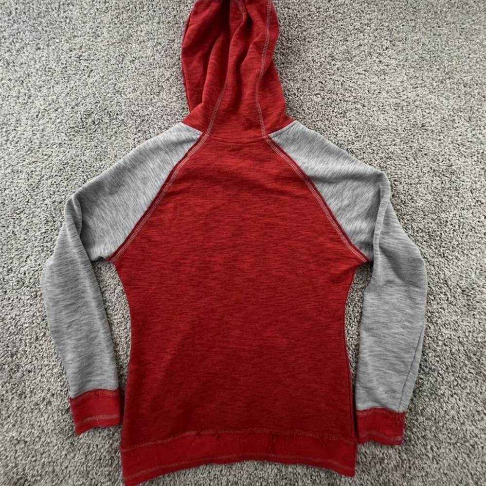 NWOT Women's Chicago Blackhawks Majestic Hoodie - Picture 5 of 5